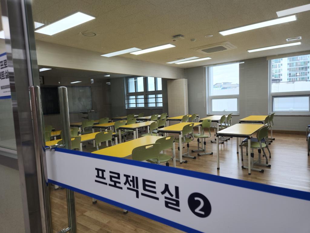 22_3층서편프로젝트실.jpg
